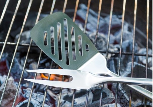 bbq utensils and cookware
